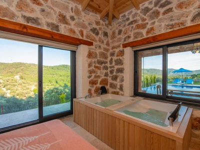 Jacuzzi
