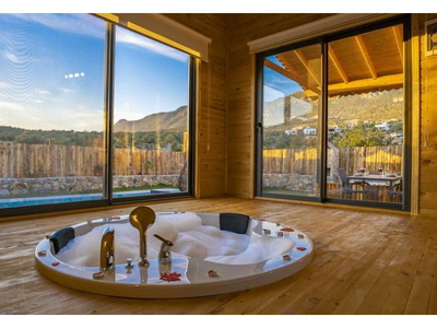 Jacuzzi