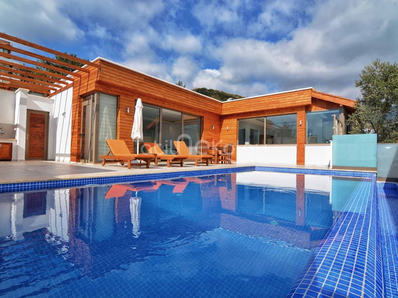 Villa Swan 2