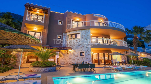 Kiralık Tatil Villaları Konaklama Sektöründe Nasıl Oyun Değiştirici Oldu?