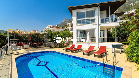 Kiralık Tatil Villaları Konaklama Sektöründe Nasıl Oyun Değiştirici Oldu?