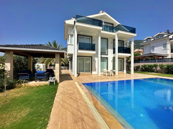 Villa Aragon