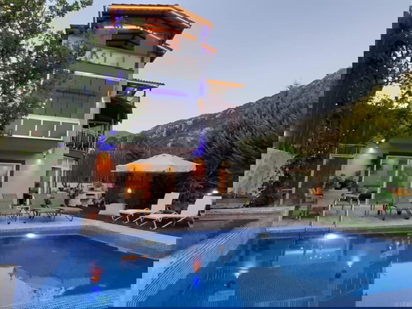 Villa Stream