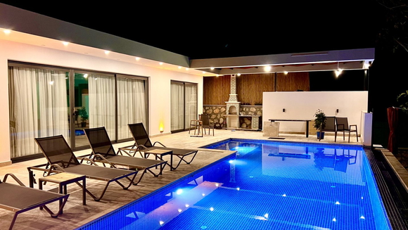 Villa Sonic