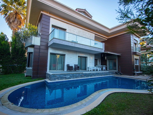 Villa Majik
