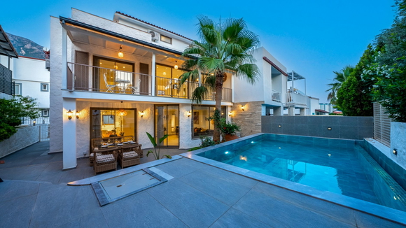 Villa Pier 2