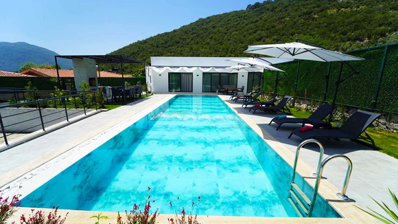 Villa Rico Luxury Life