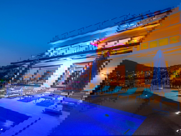 Villa Cedi