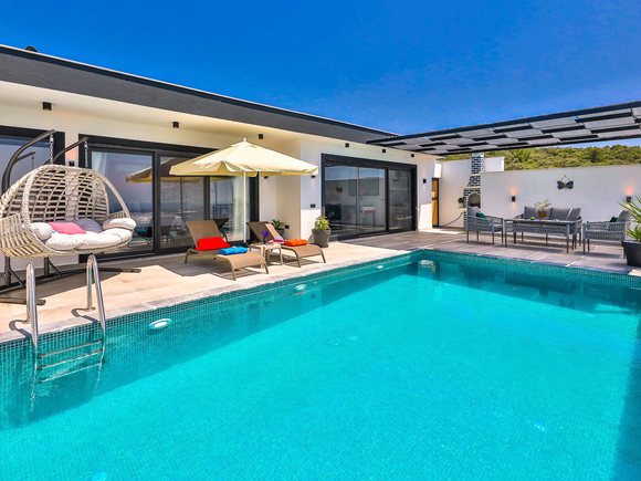 Villa Mandarin Exclusive
