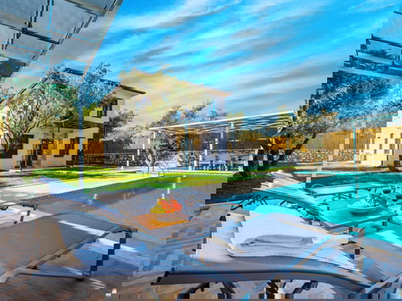 Villa Arsin 2