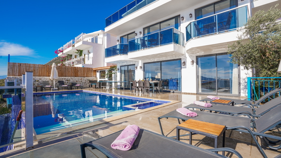 Villa New