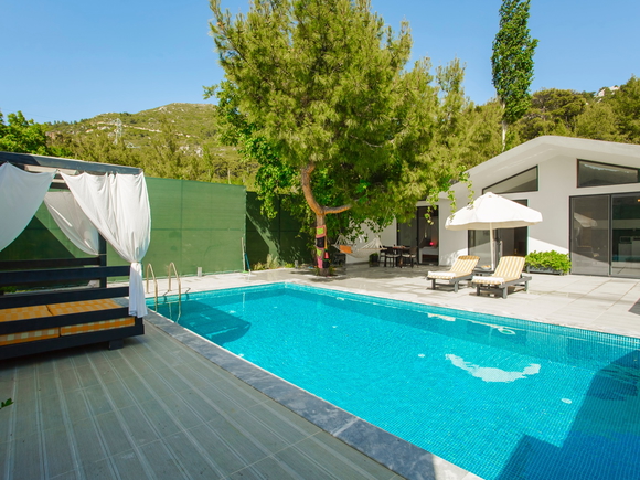 Villa Deep