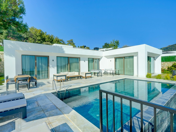 Villa  Himne