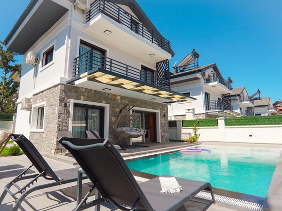 Villa Entusa 2