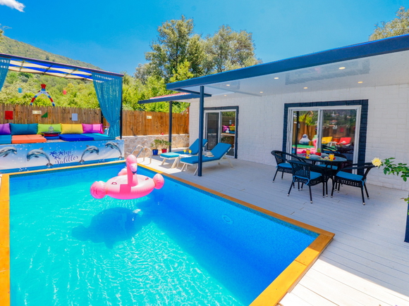 Villa Rocas