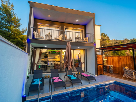 Villa Thanos
