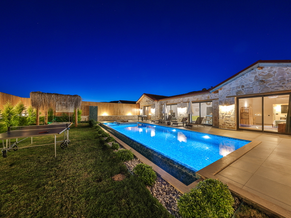 Villa Twister