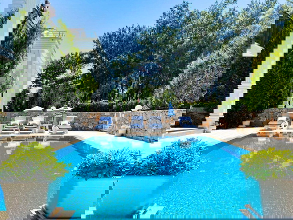Villa Hugo