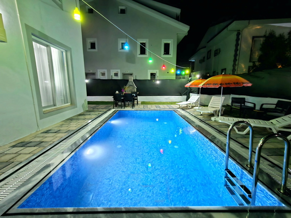 Villa Mavi İnci