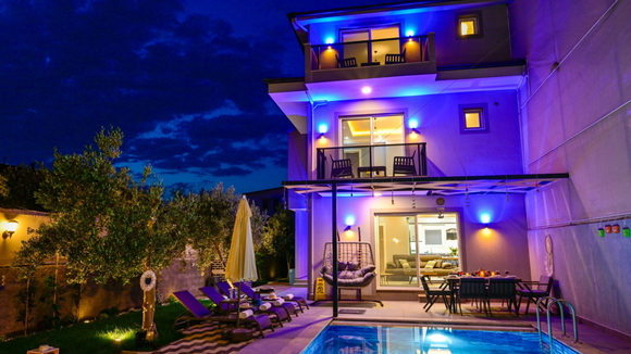 Villa Tlos