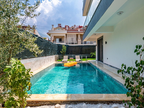 Villa Kingfisher