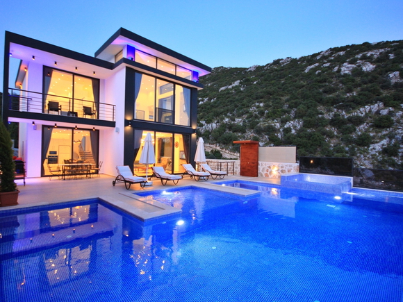 Villa Cliff