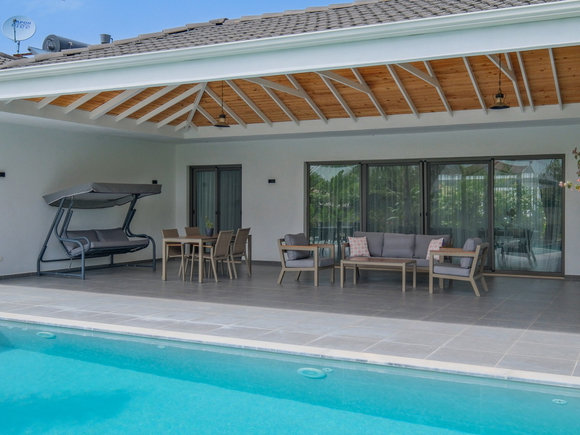 Villa Brookstone