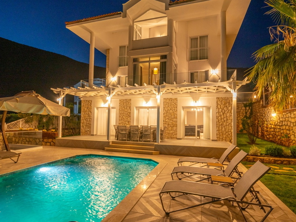 Villa Wicker