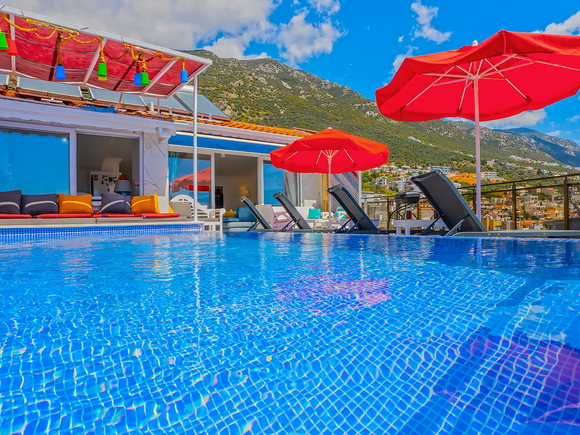 Villa Silver Lining