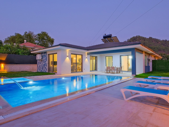 Villa Amethyst