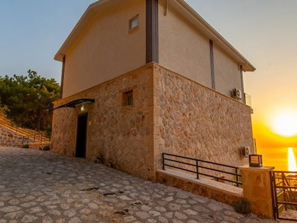 Villa Glenview