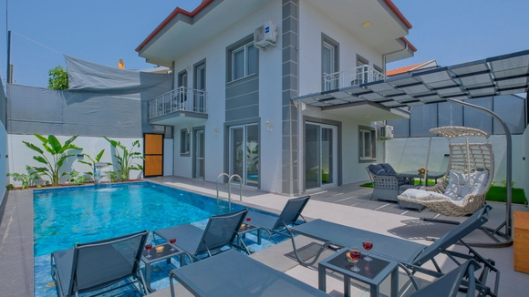 Villa Misty Cove