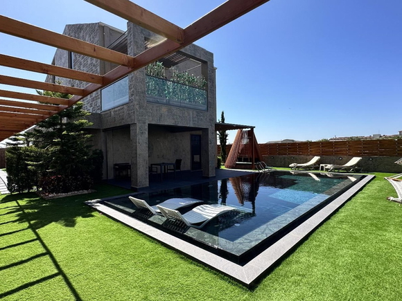 Villa Asma Bahçesi