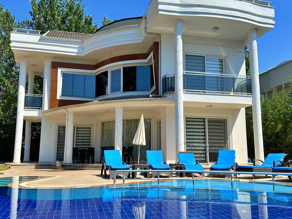 Villa Bayberry