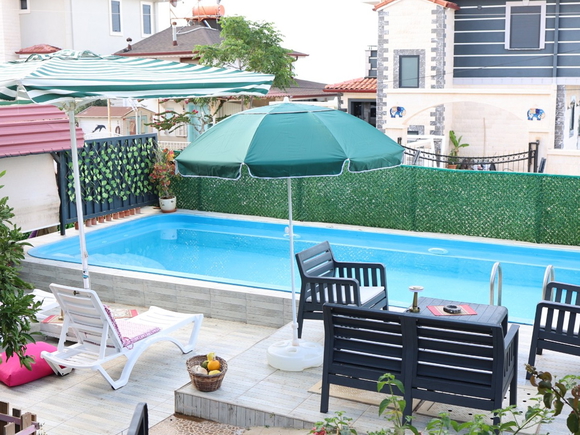 Villa Watermark