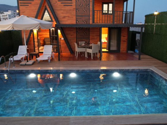 Villa Bellflower