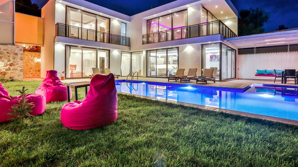 Villa November