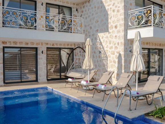 Villa Canon 9