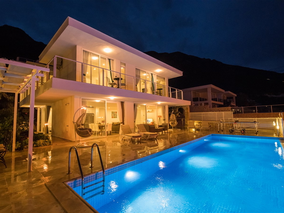 Villa Lumi 2