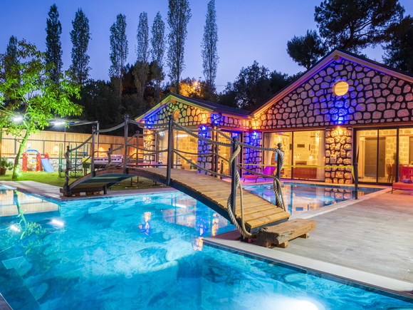 Villa Adventure