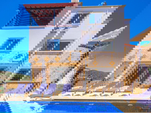 Villa Nirvana