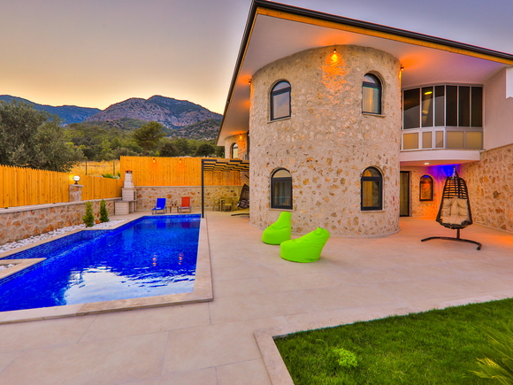Villa Rex 2