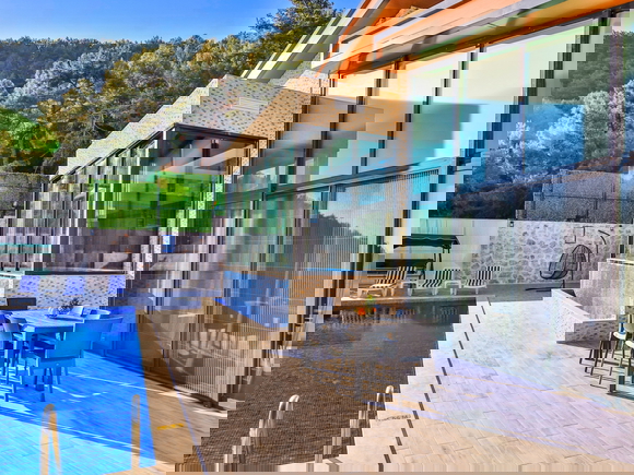 Villa Rose 2