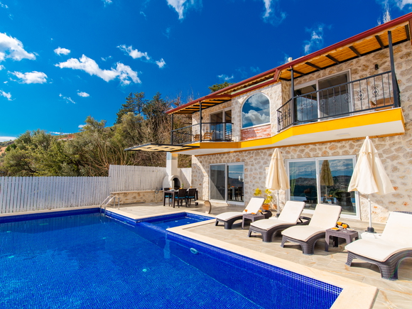 Villa Basil