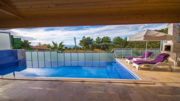 Villa Cayla